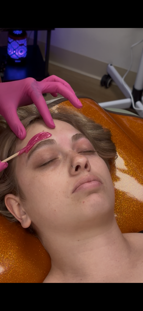 Brow Wax And Shape