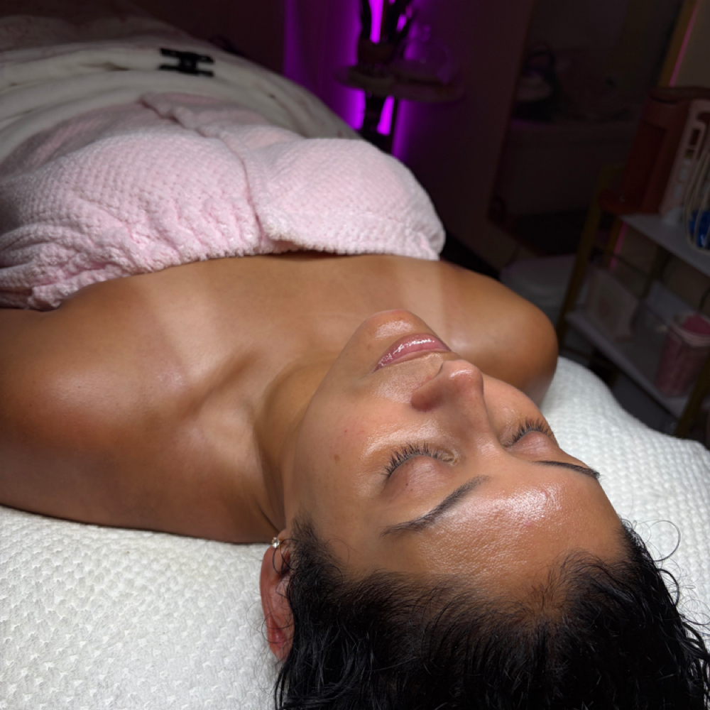 Luxury Bespoke Facial at QueenBeautyAesthetics LLC in White Plains, NY