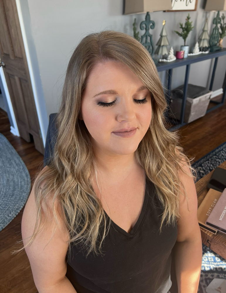 Makeup & Waves