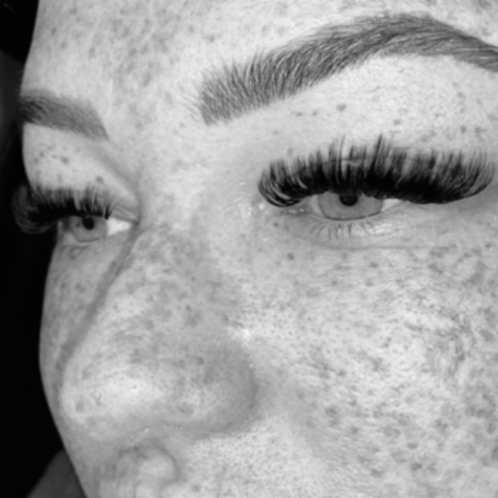 Volume Fill at LinasLashLab in Buffalo, NY