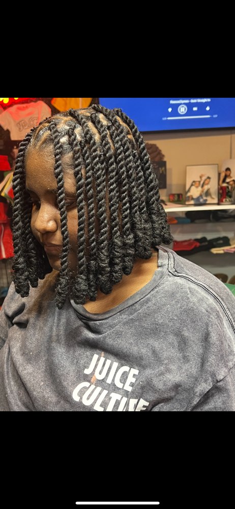 Swing Bob at Your Braid Our Bondđź’š in Florissant, MO
