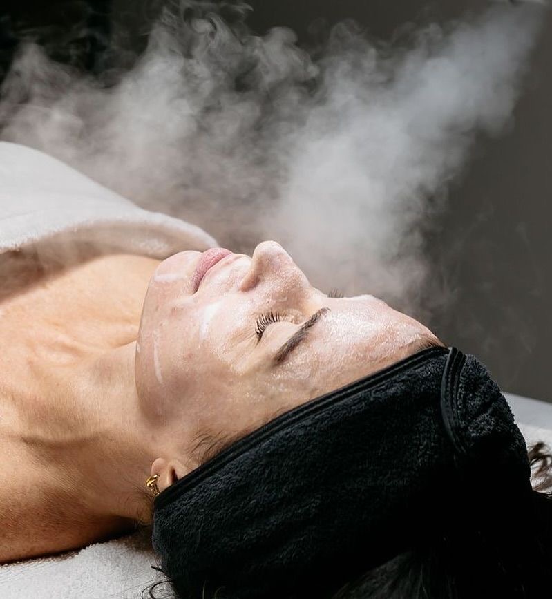 60 Minute Custom Facial