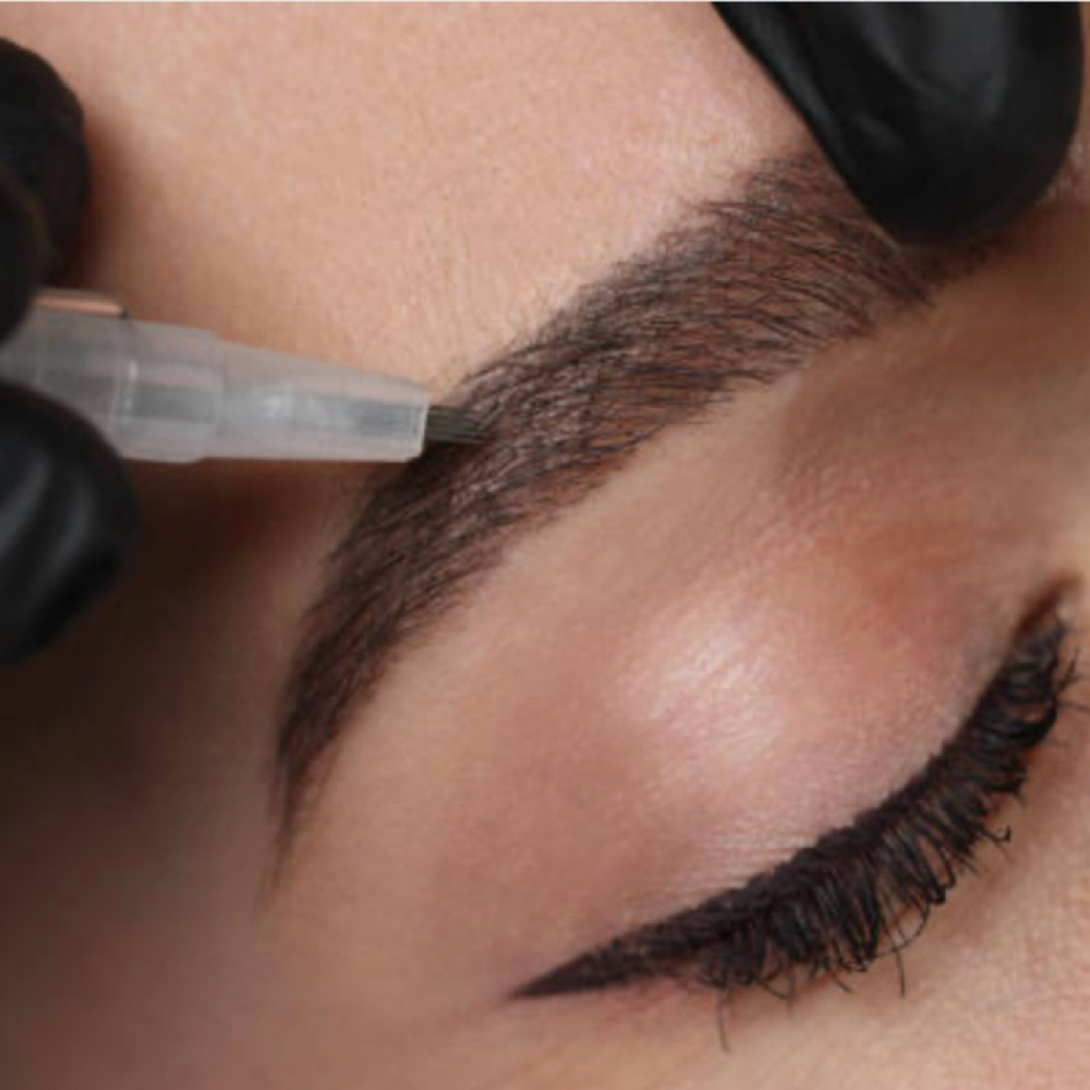 BROW TINT at Hourglass Body Aesthetics in Green Bay, WI
