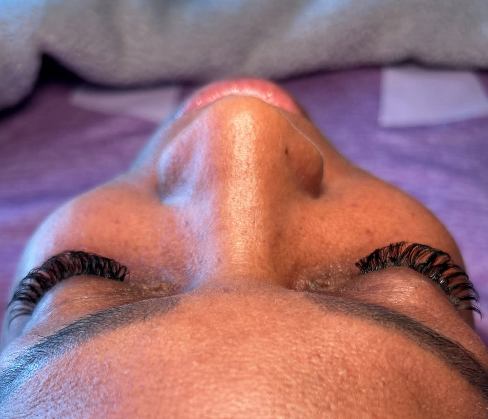 Lash Clusters