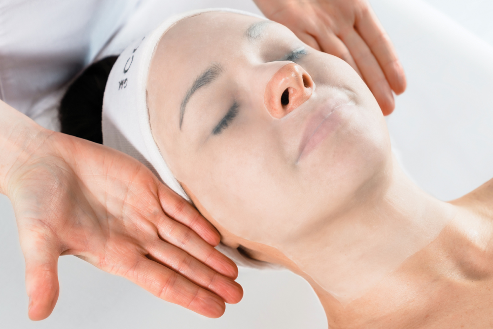 GM Collins Collagen 90+ Treatment