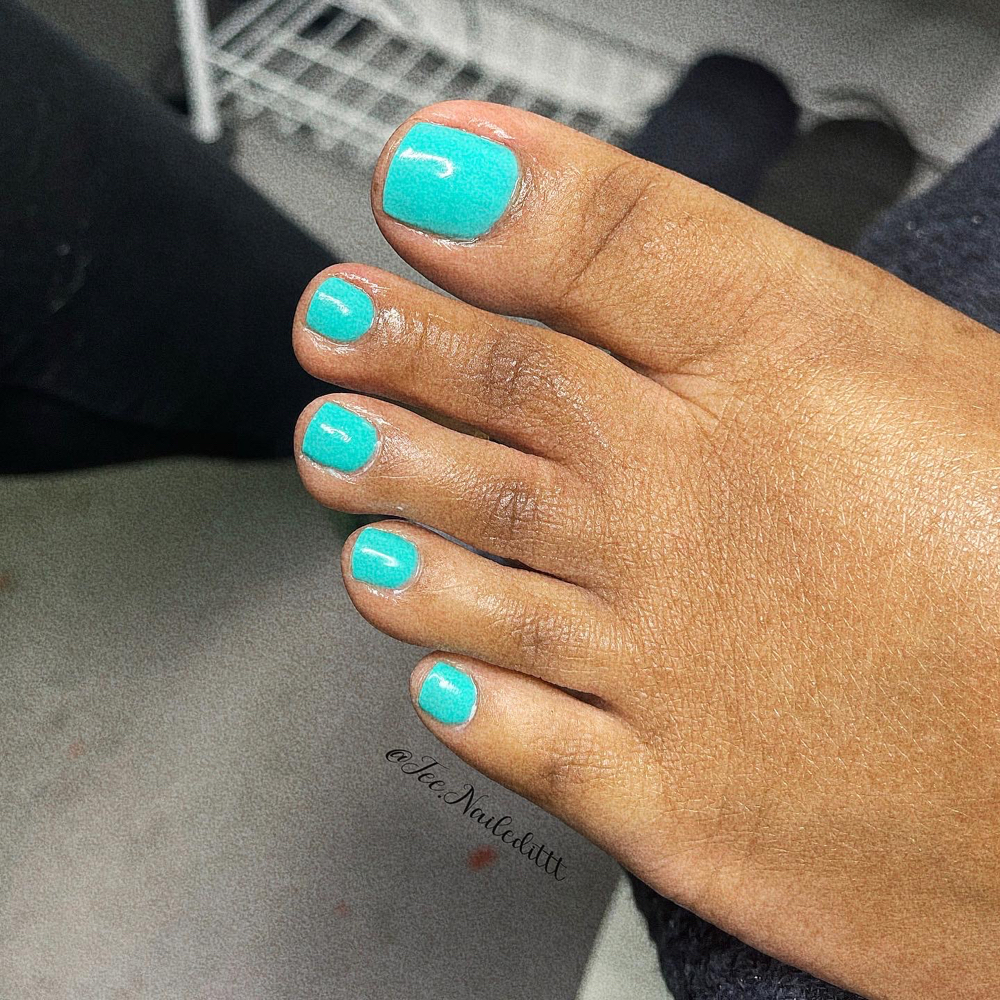 Classic Gel Pedicure