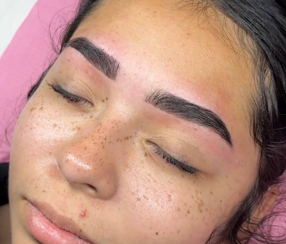 Eyebrow Wax