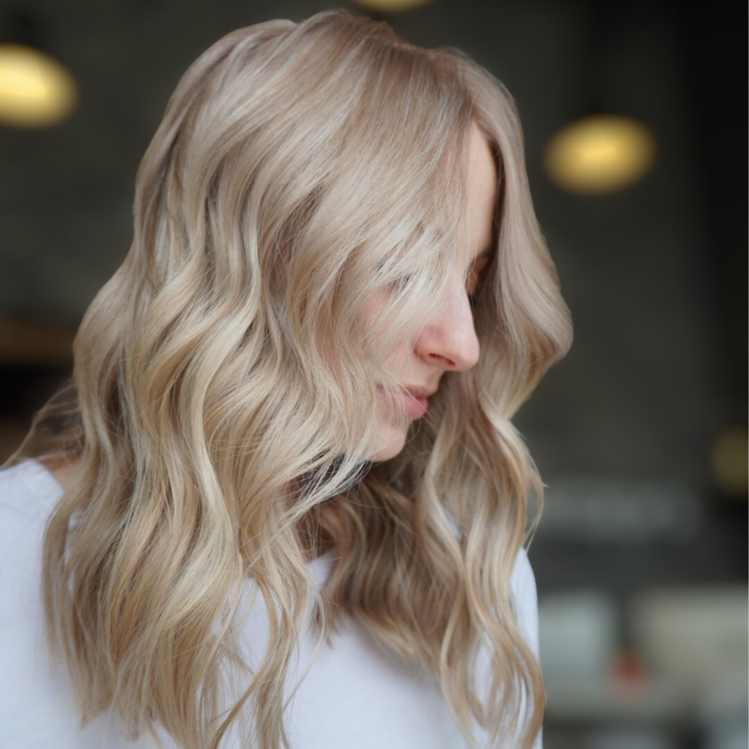 Full Radiance - Full Highlight at Abigail the Hairstylist in Shenandoah, TX