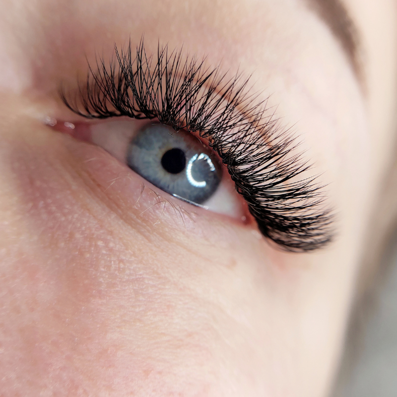 Natural Lashes