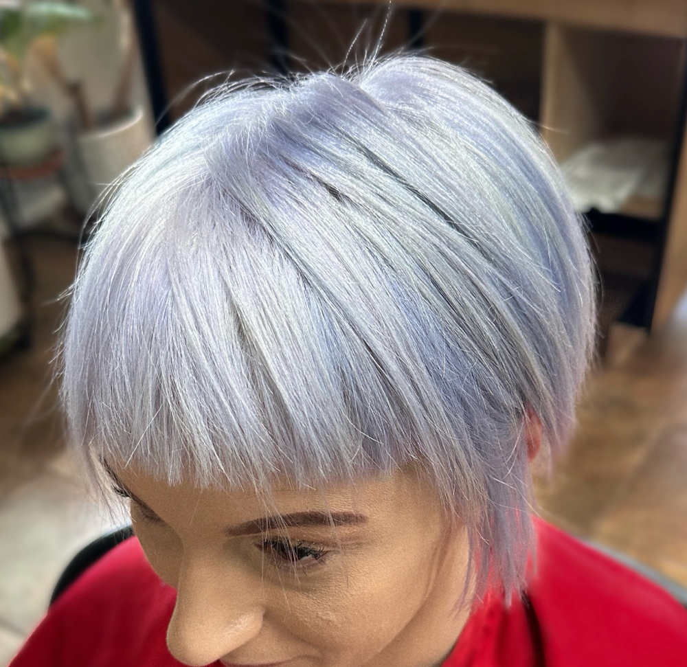 Bleach out Root Touch Up