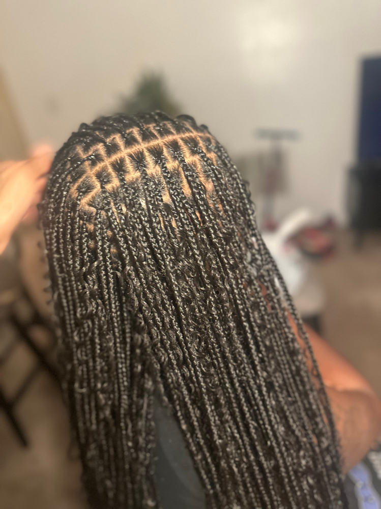 Small Knotless (Hair Included) at Legendary Stylez in Charleston, SC
