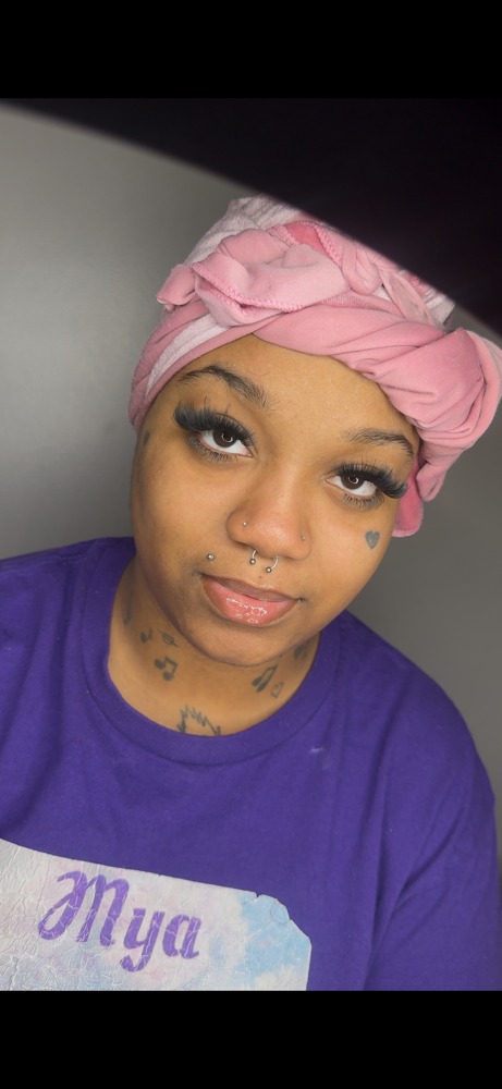 Mega Volume Lash Extensions