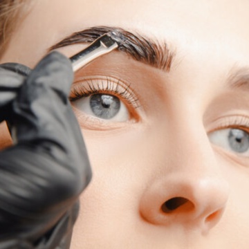 Brow Tinting