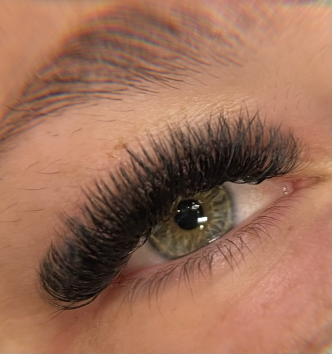 Eyelash Extension Removal
