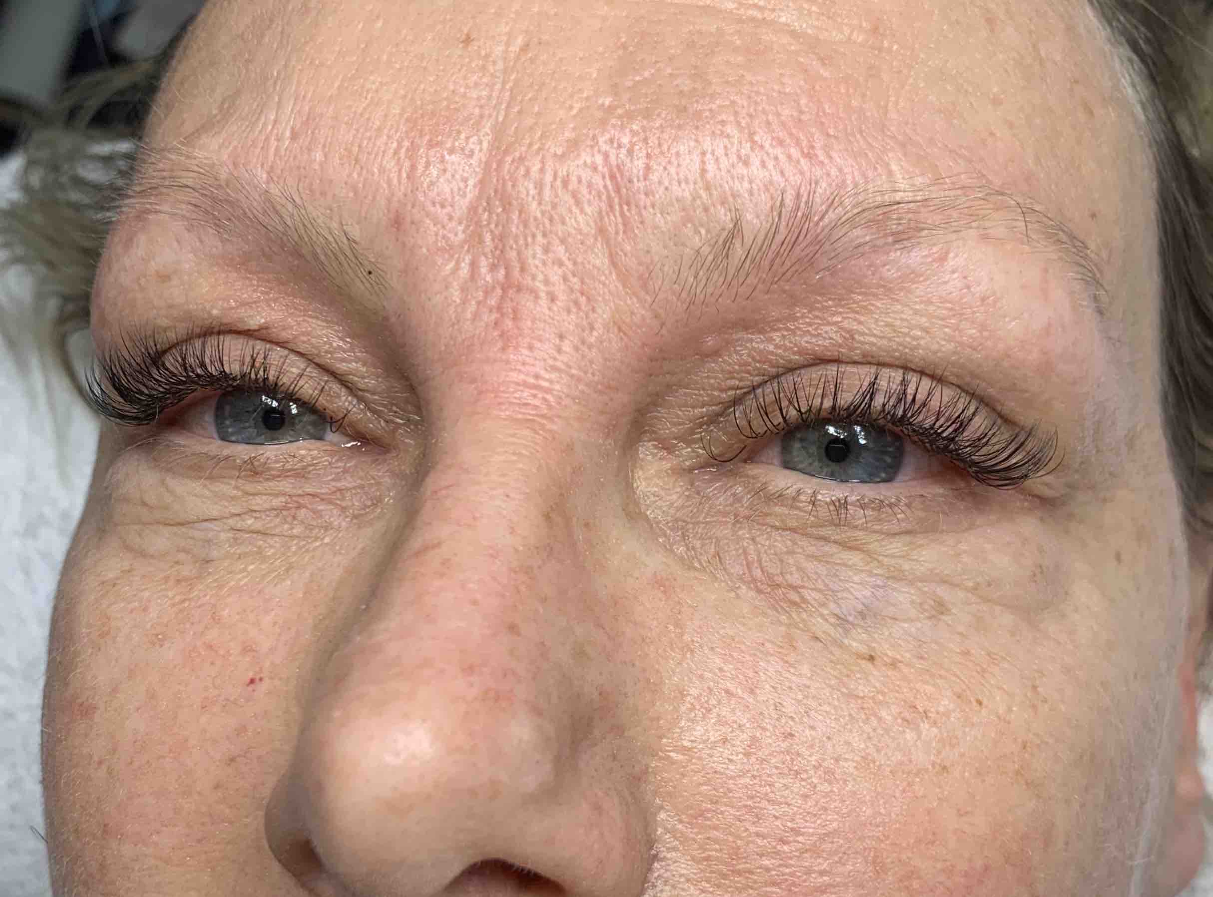 Classic Lash Extentions
