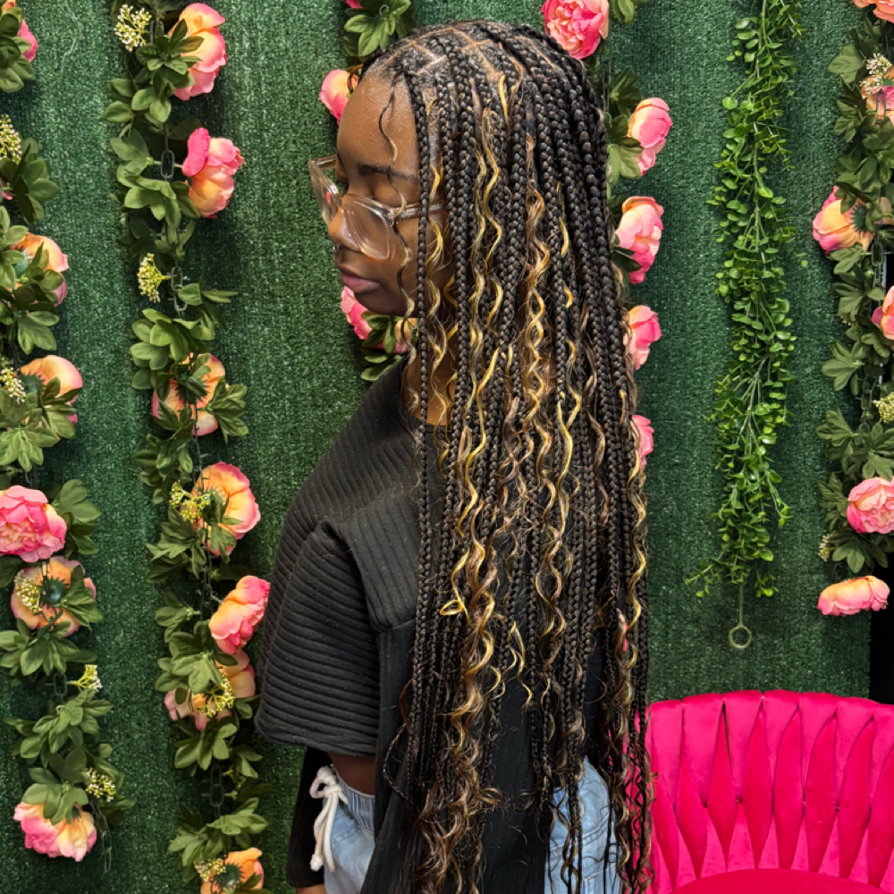 Smedium Knotless W/Boho at Grow Wit Lo in Columbus, GA
