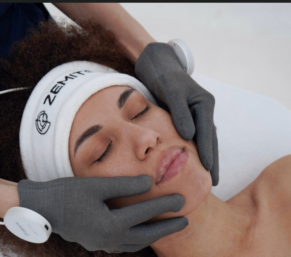 Microcurrent Facial -lift & Tone