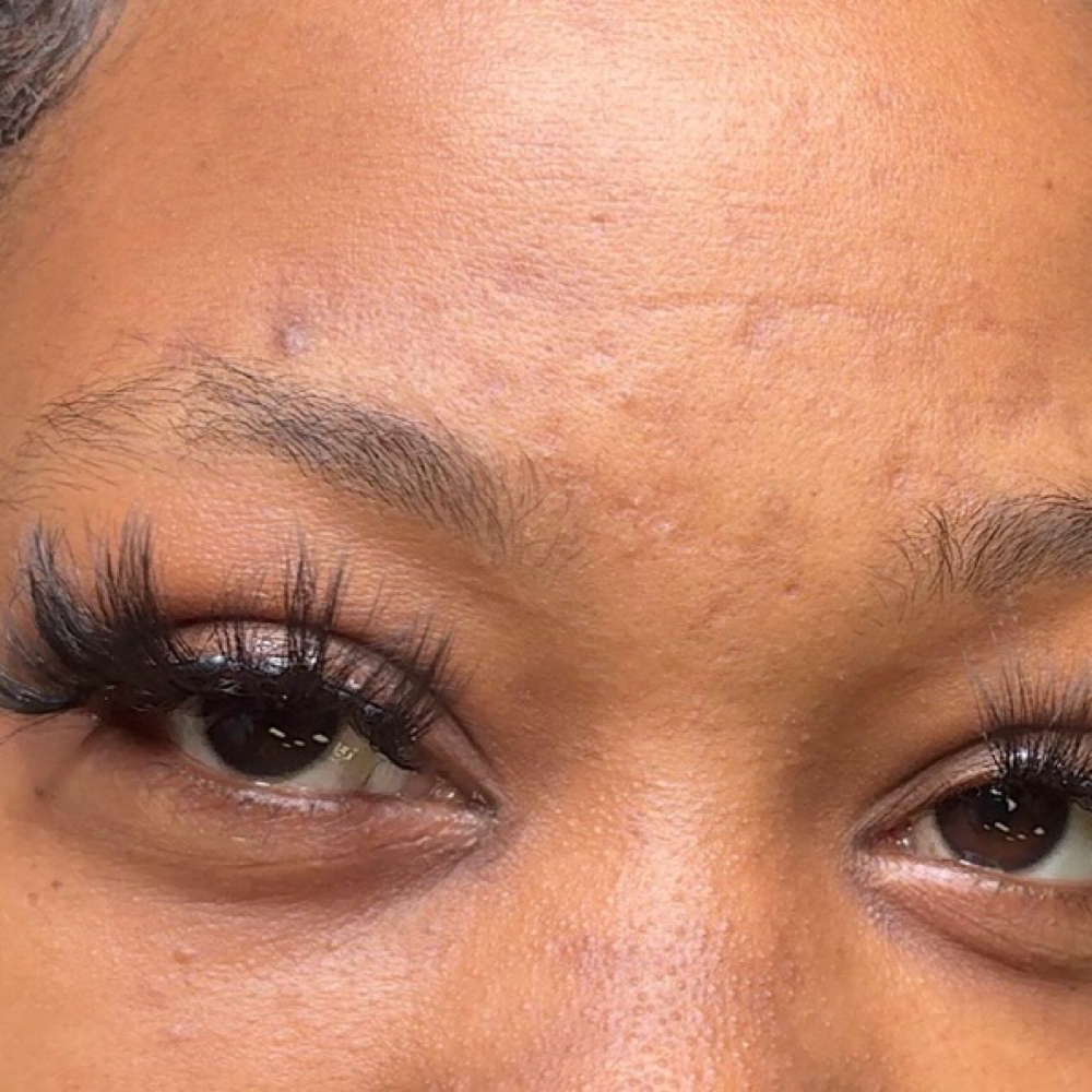 Strip Lashes at Mochas Lux Locs in Hinesville, GA