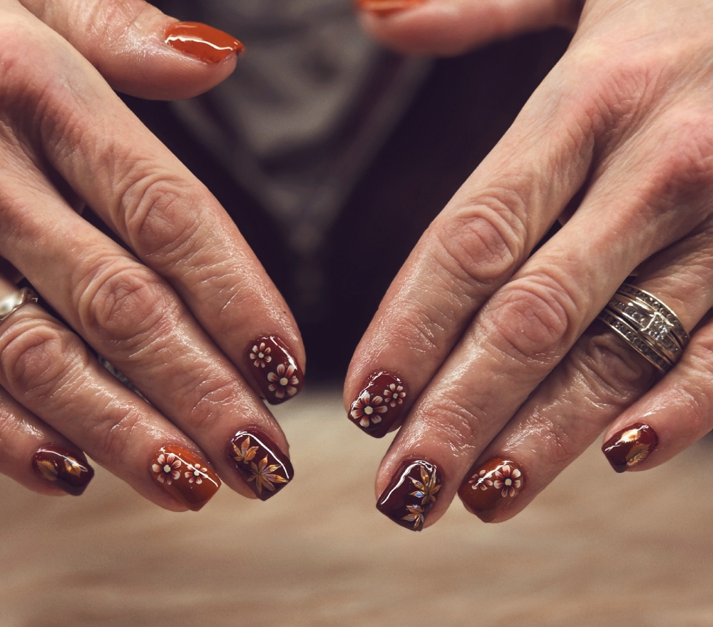 Shellac Manicure at Tips&Clips Hair&Nails in lincoln park, MI