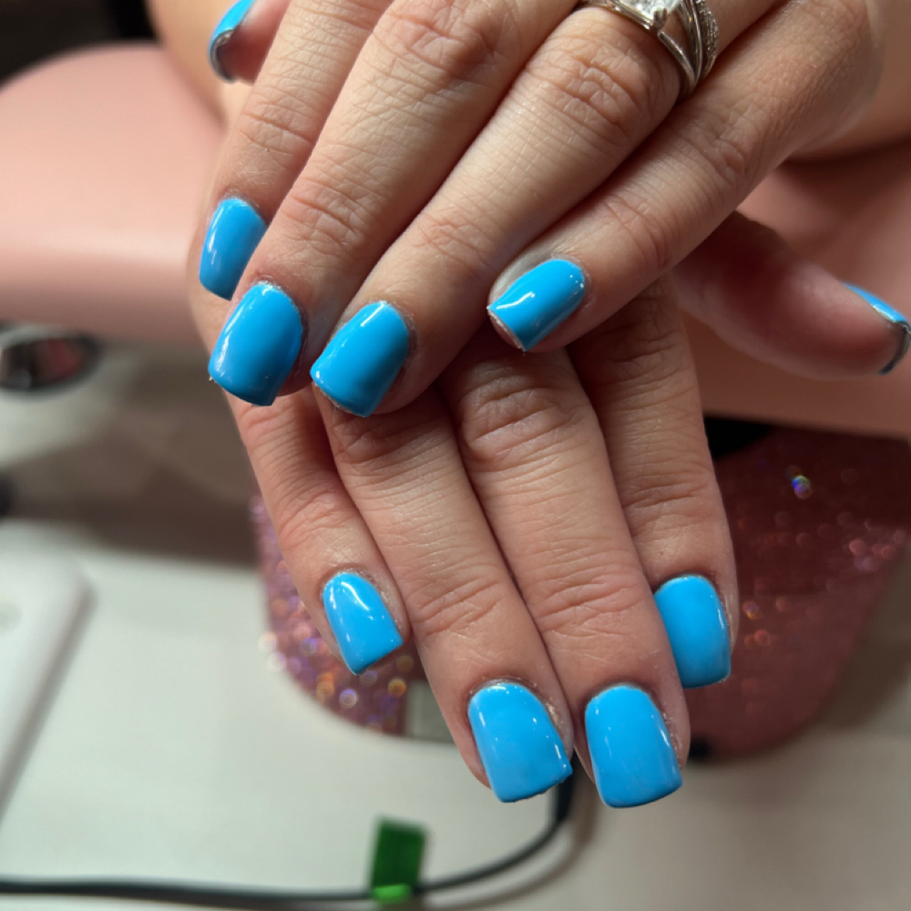 Gel Manicure at Oh Hello Pretty LLC in Millersburg, OH