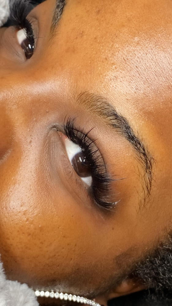 Luxe Wispy Lashes at Lavish Glamour in Philadelphia, PA