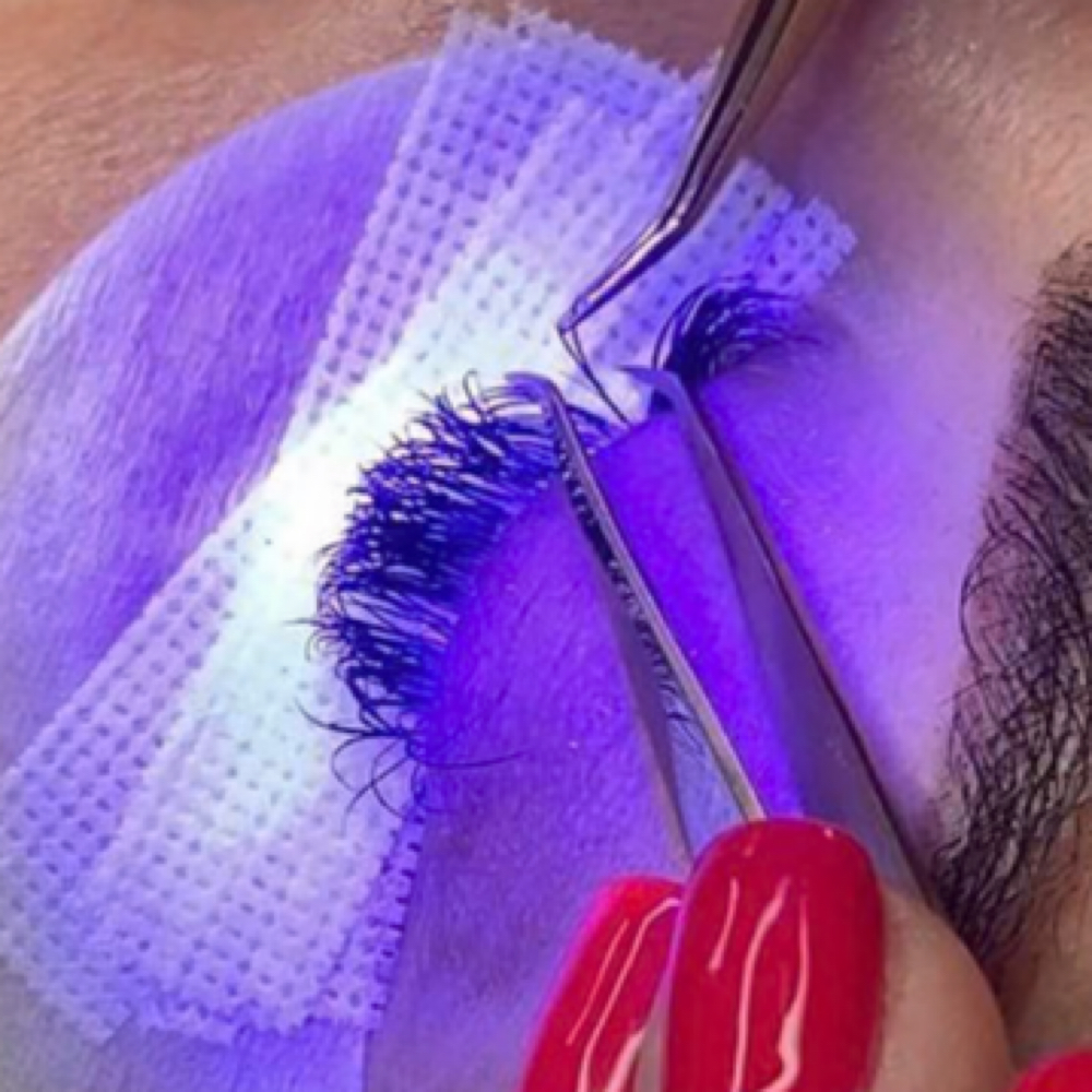 Apprentice UV Full Set at The Beauty Icon in Camby, IN