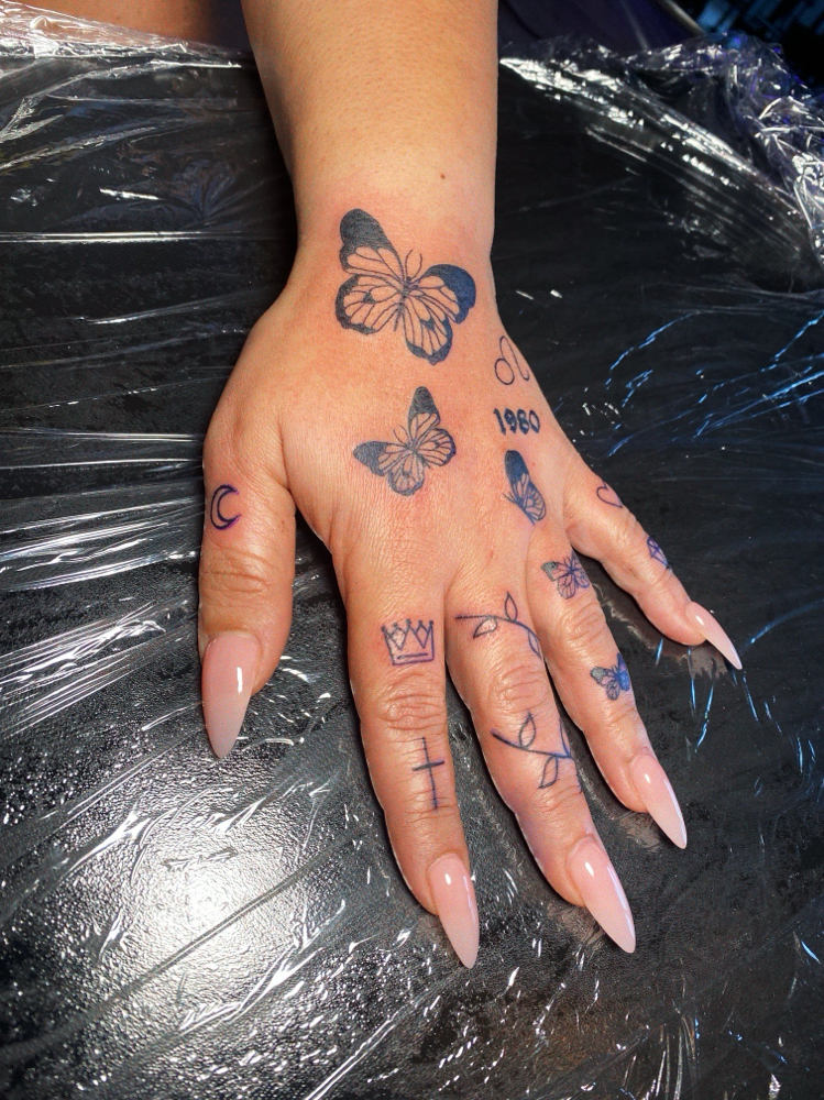 Hand “patchwork” Tattoo’s