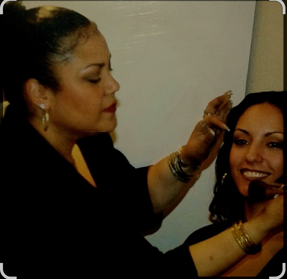 MAKEUP APPLICATION