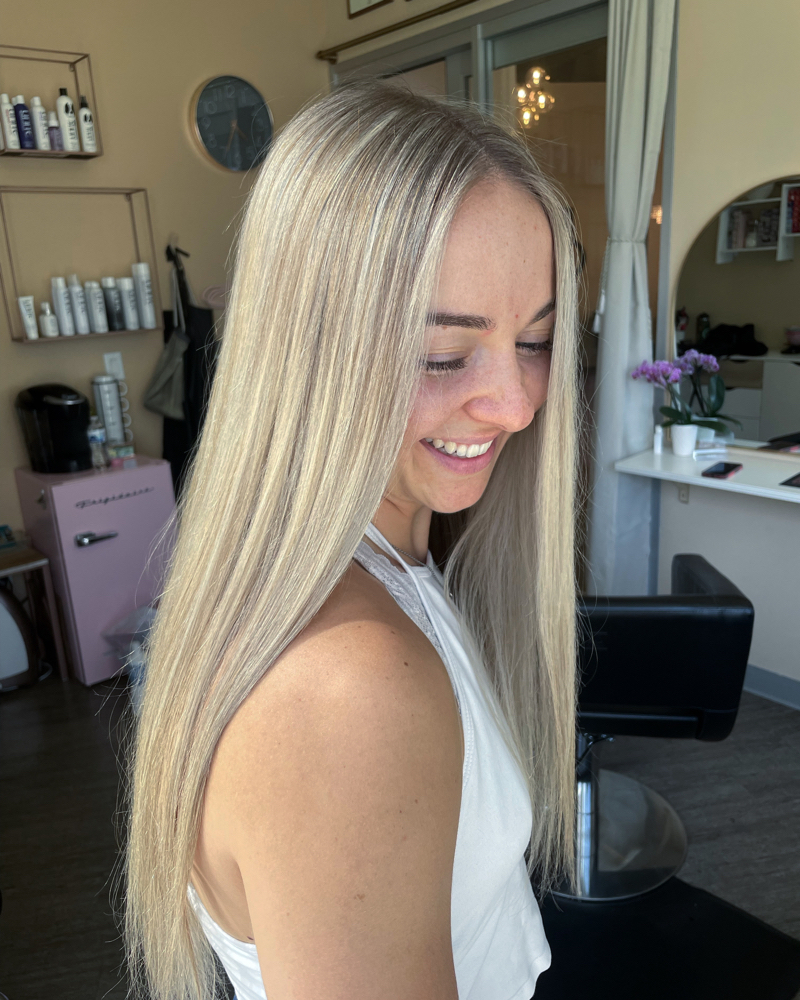 Full Foil at Messed Up Hair in Reno, NV