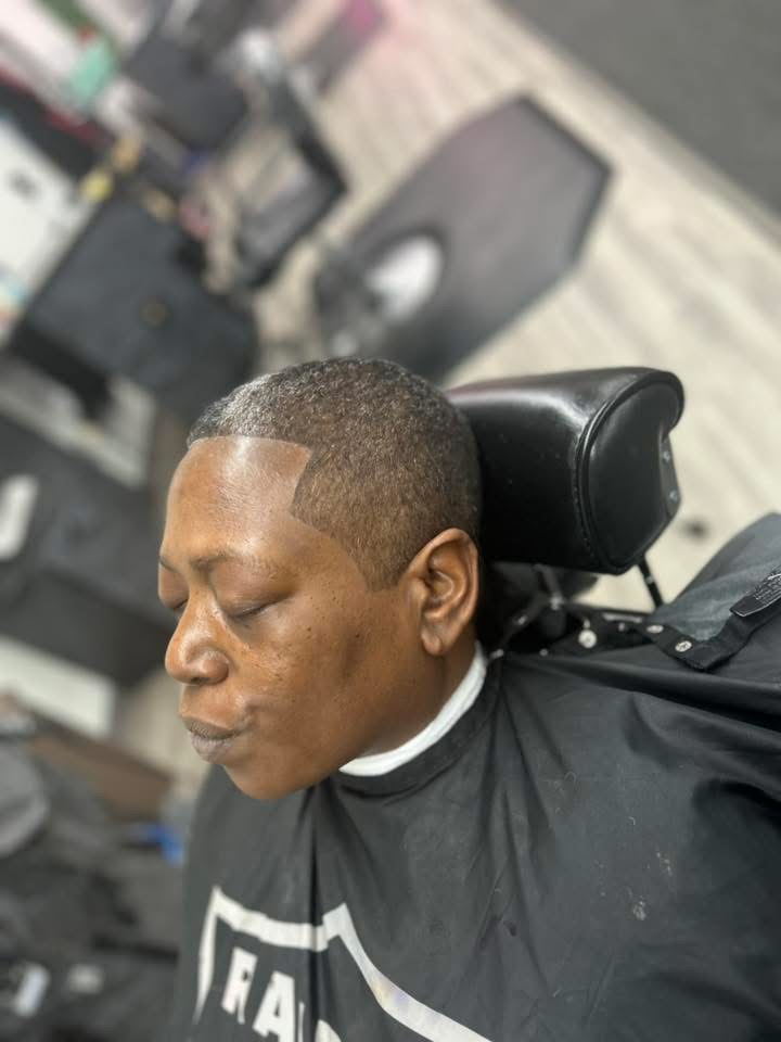 Line Up Only at Takisha Smoot in Malden, MO