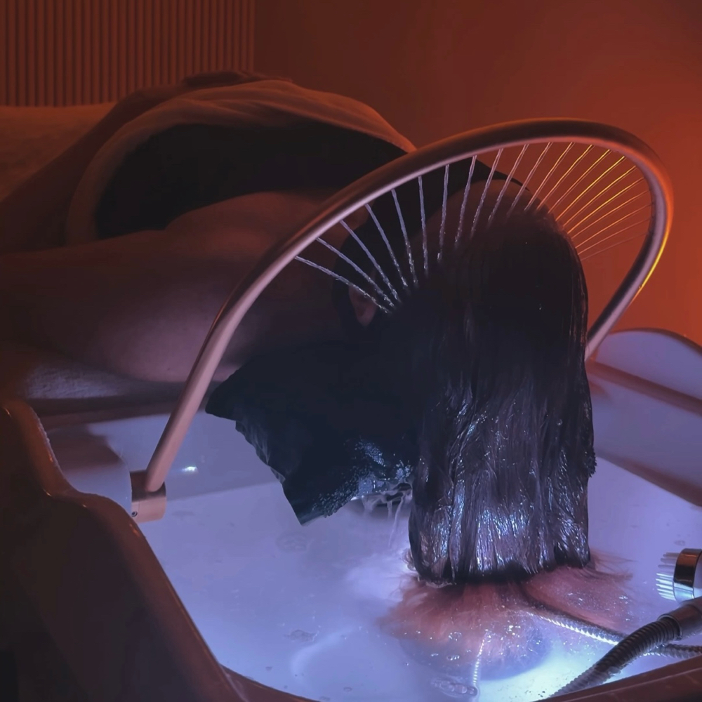 Japanese Scalp Facial Deluxe