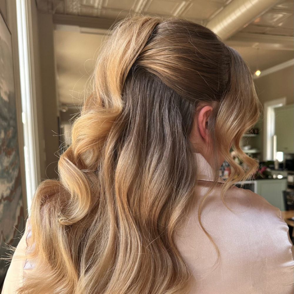 Formal Style or Updo at Noel Jordan Beauty in Milwaukee, WI
