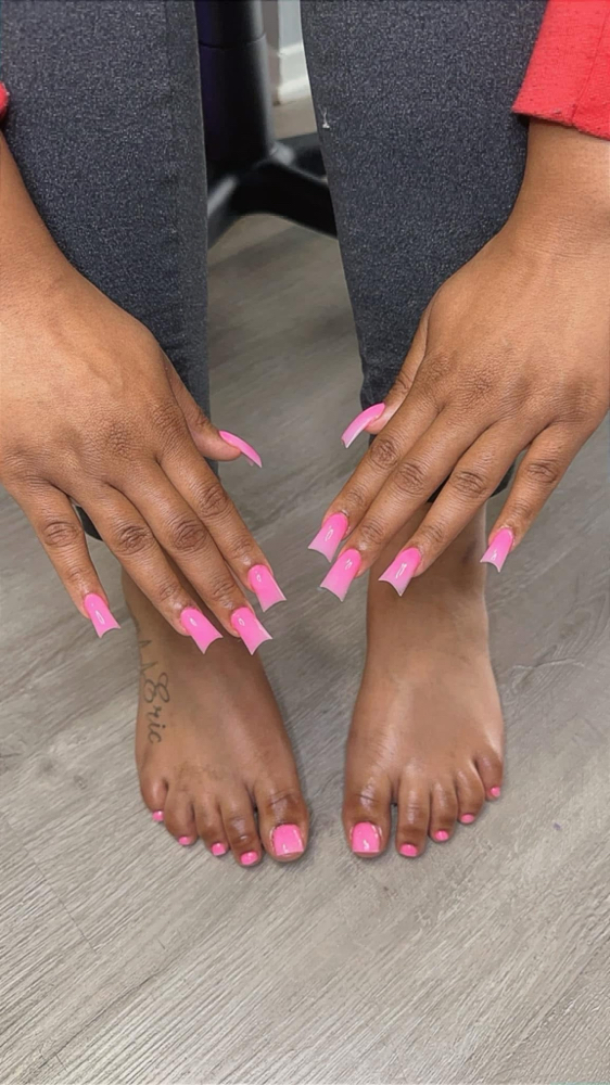 Short Nail & Toe Freestyle at BoujieeBoss Nails in Memphis, TN