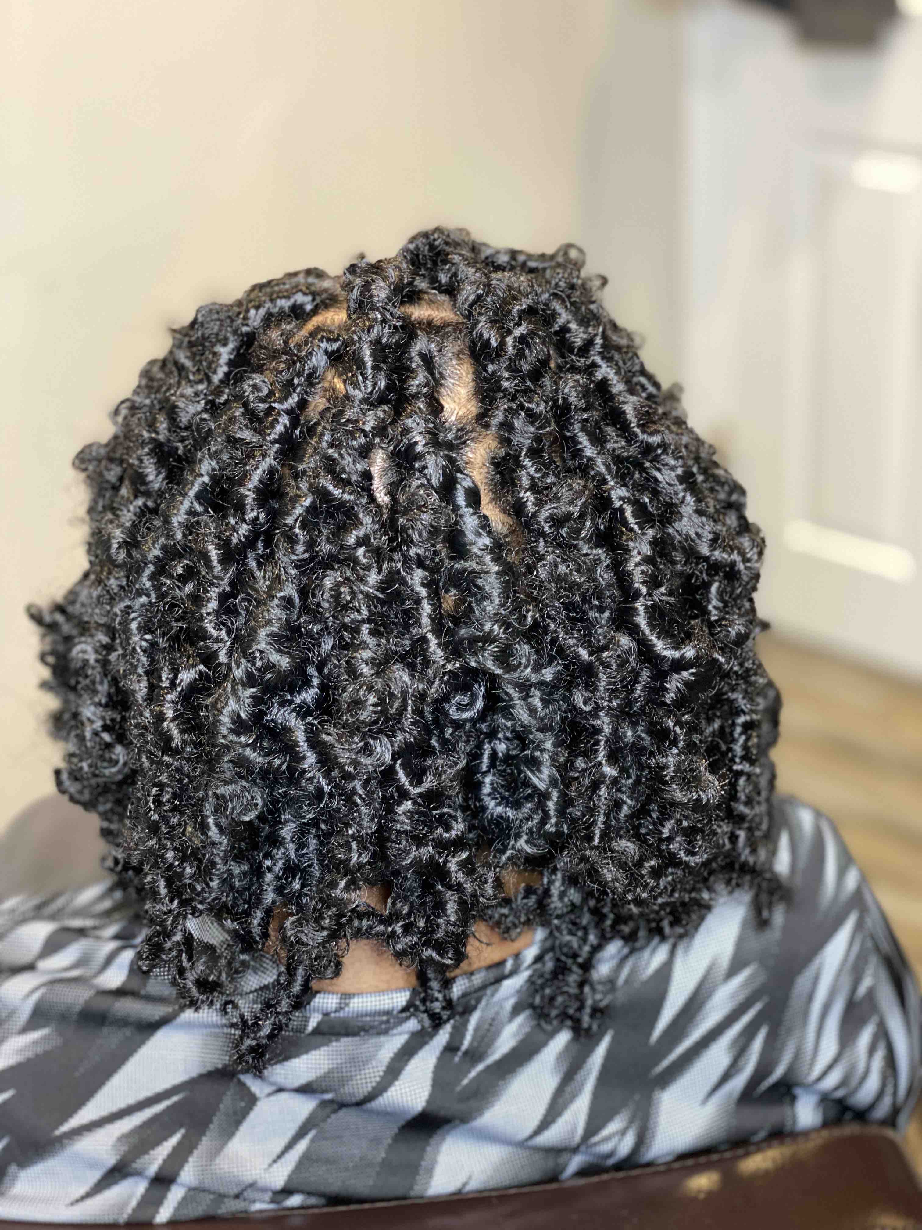 Butterfly/distressed Locs