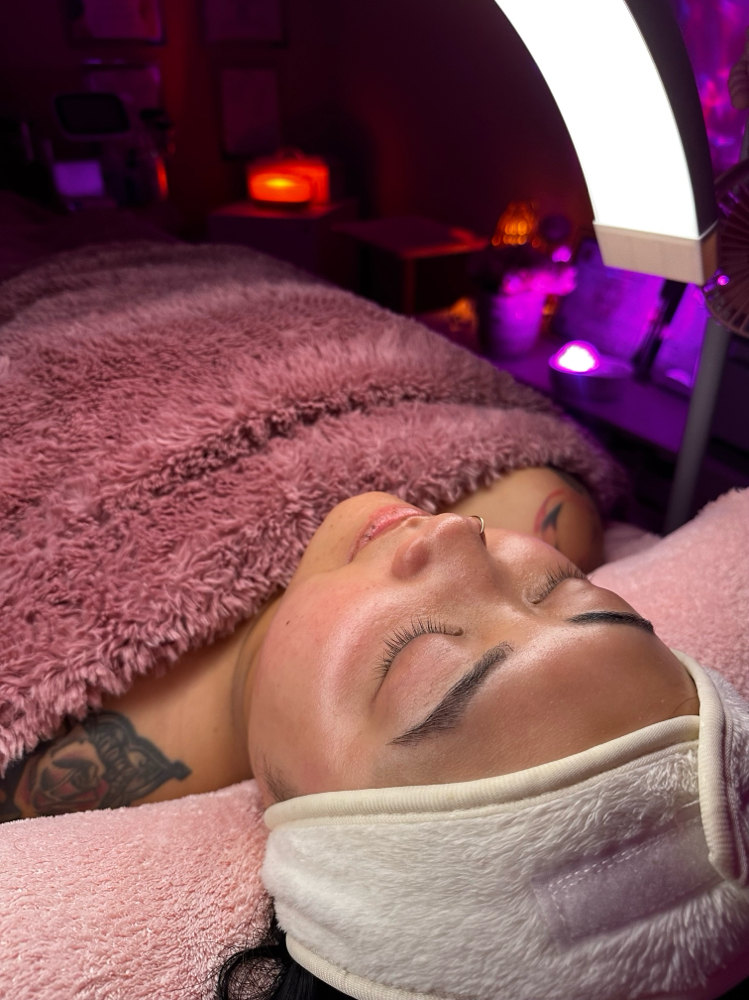 Pure Bliss (Customized Facial)