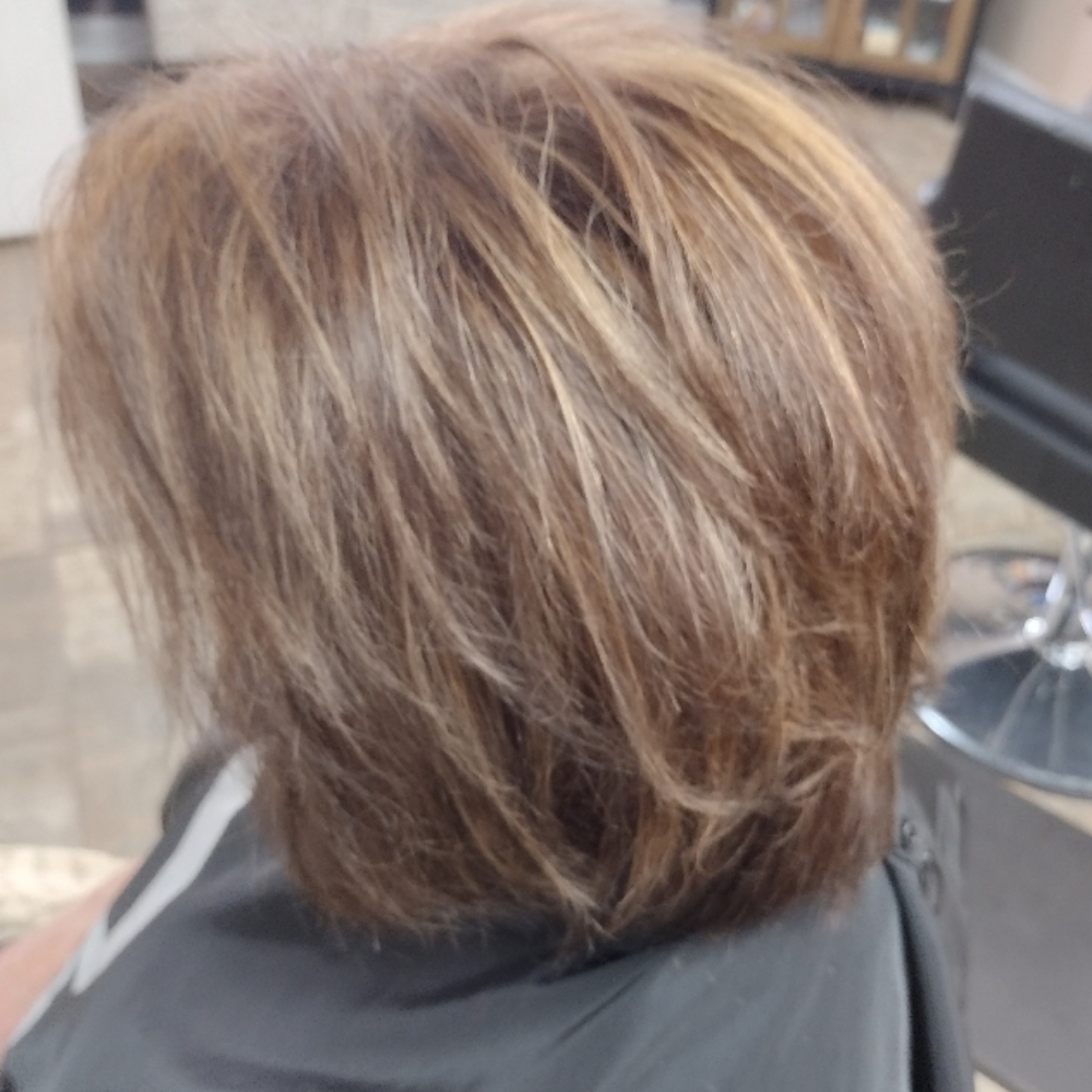 Women's Cuts And Styling By Kara at Beauty And The Beard Salon in Mcminnville, TN