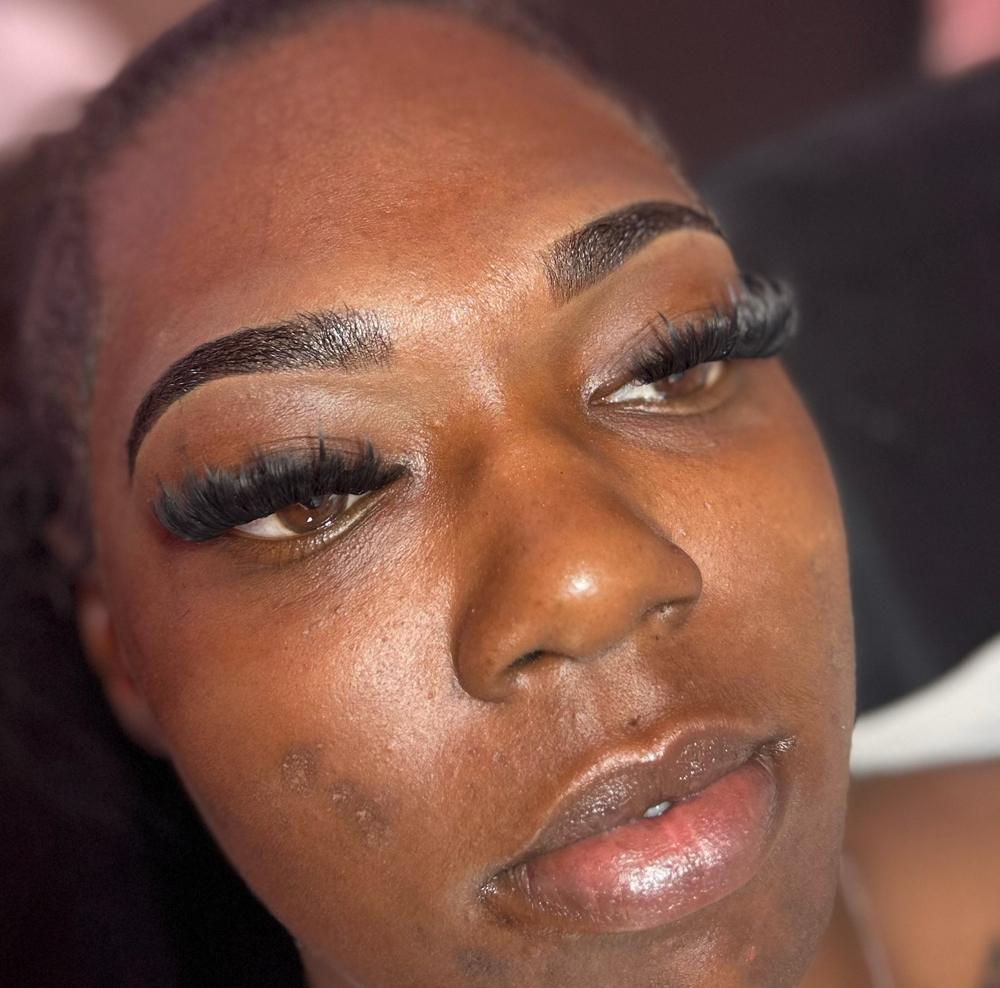 Clusters,Brow Wax &Tint at Blink + Brow Studio in Cincinnati, OH