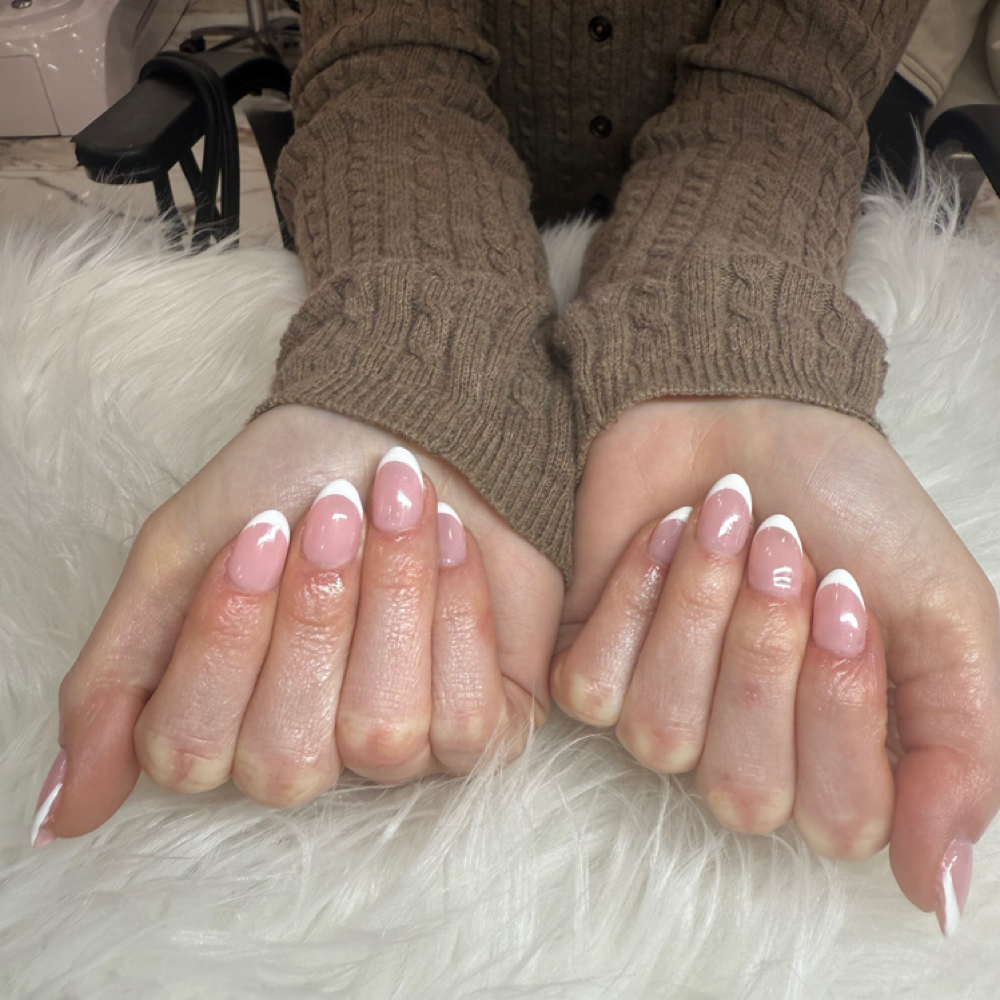 Basic Manicure at GOLD NAIL BAR in Los Angeles, CA