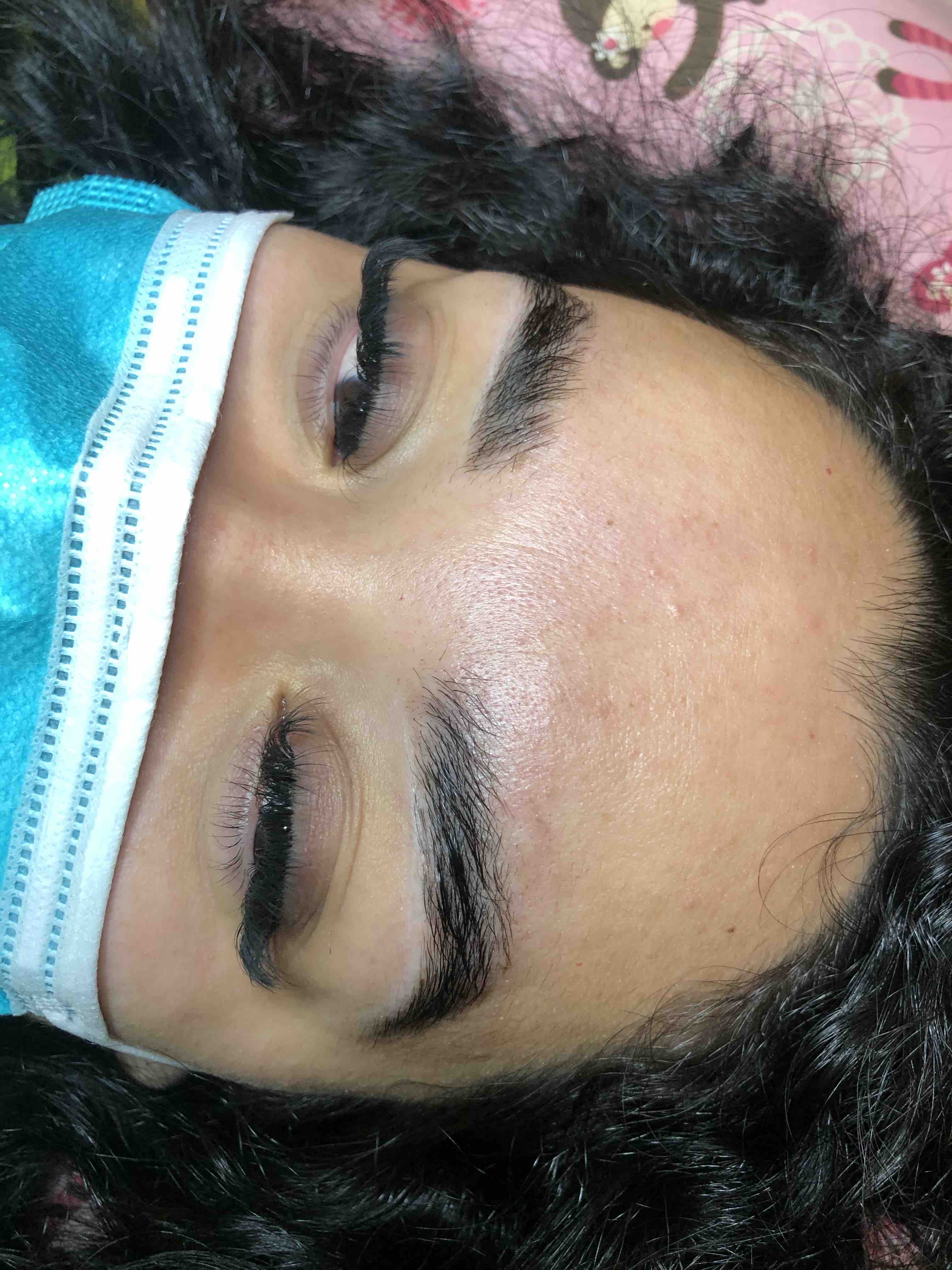 Brow Tint at B’s Lashes in Seattle, WA