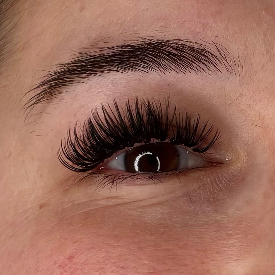 Volume Extensions - Fill-In at Lash 911 Co. in Tuscaloosa, AL