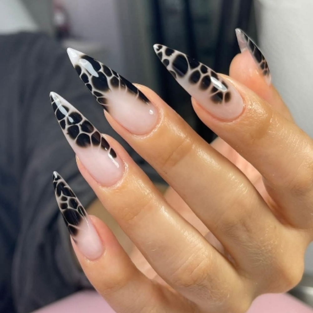 Polish Change at Pinkie's Hair and Nails Salon Studio in Chattanooga, TN