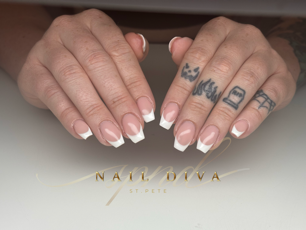 Acrylic Nails- Full Set