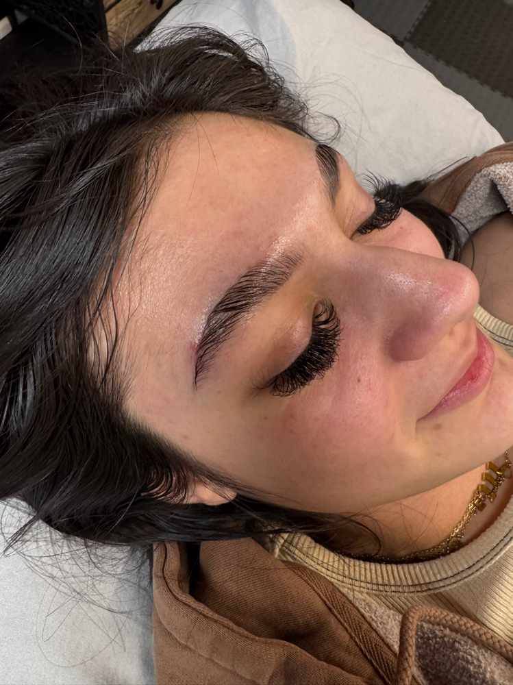 Brow Lamination And Tint