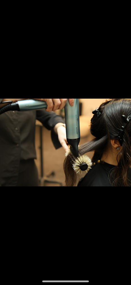 Wash and blowout/style