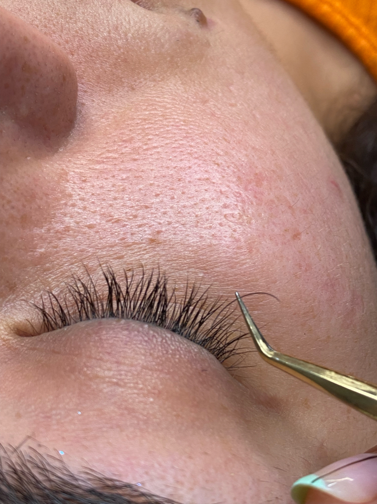 Lash Extensions  Removal