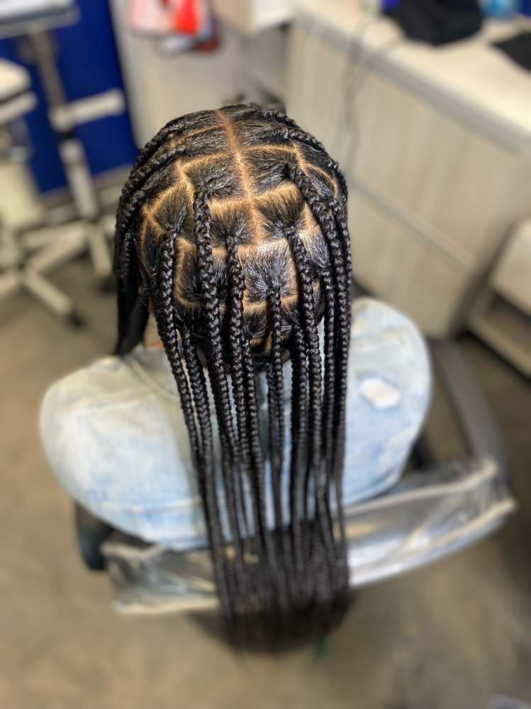 Medium Knotless Braids