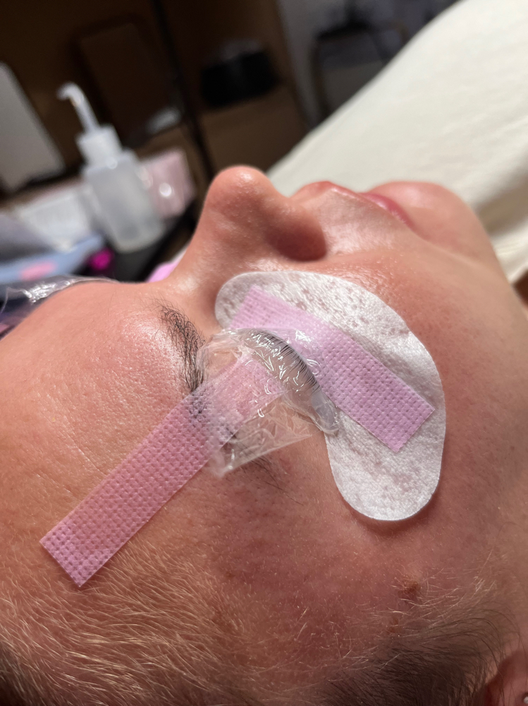 Lash Lifting