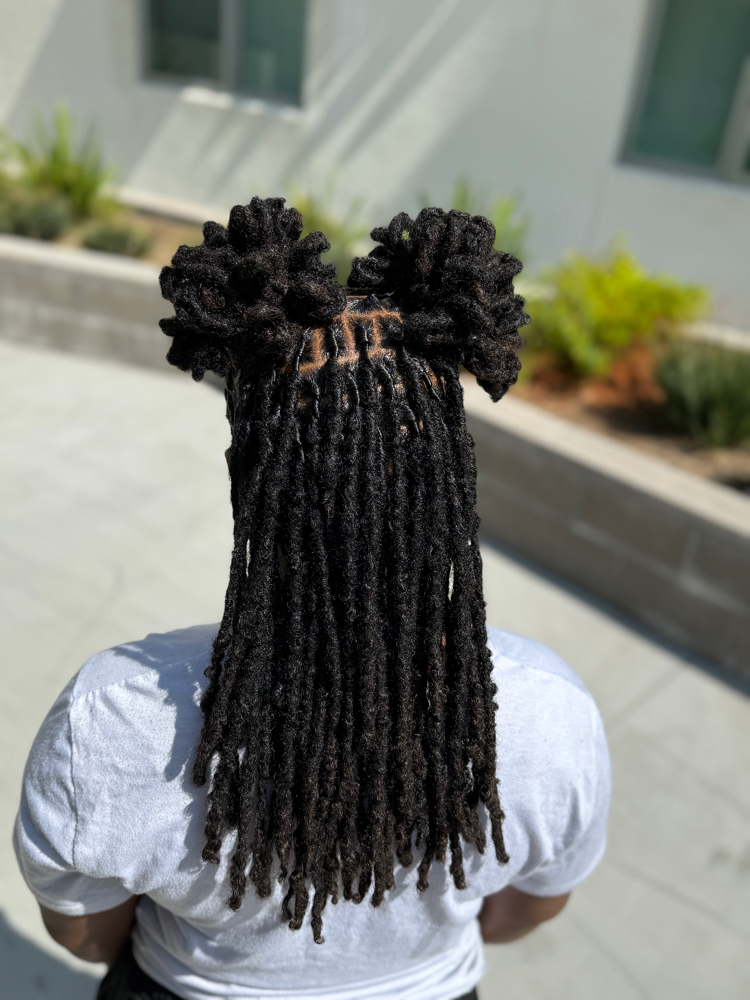 Rose Pedals (add On)