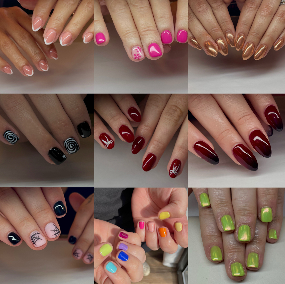 Minimal Nail Art