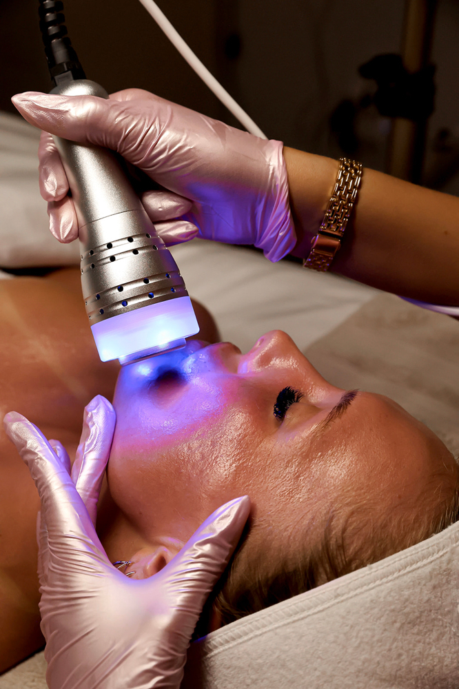 Luxe HydroDiamond Facial